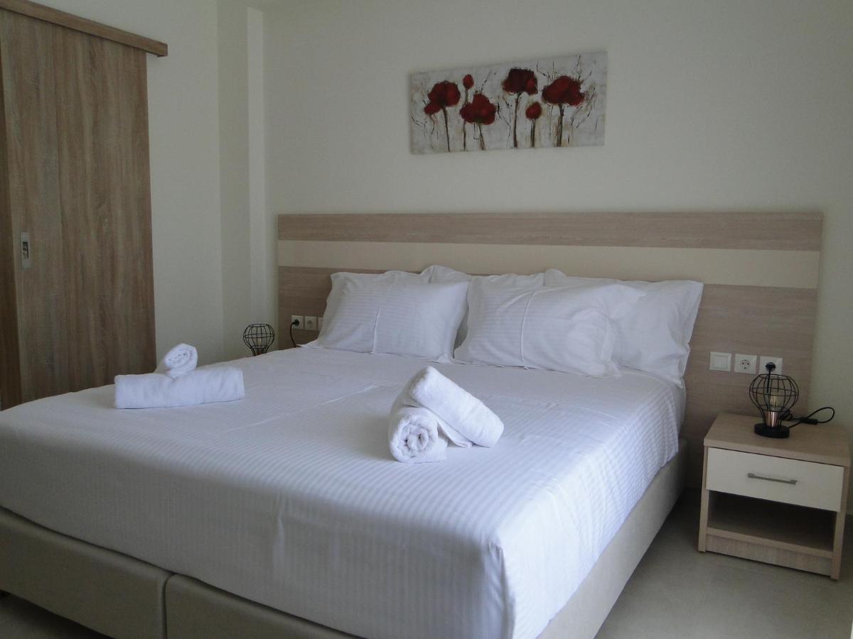 Chrysanthe'S Apartments No2 Poros Town Exterior foto